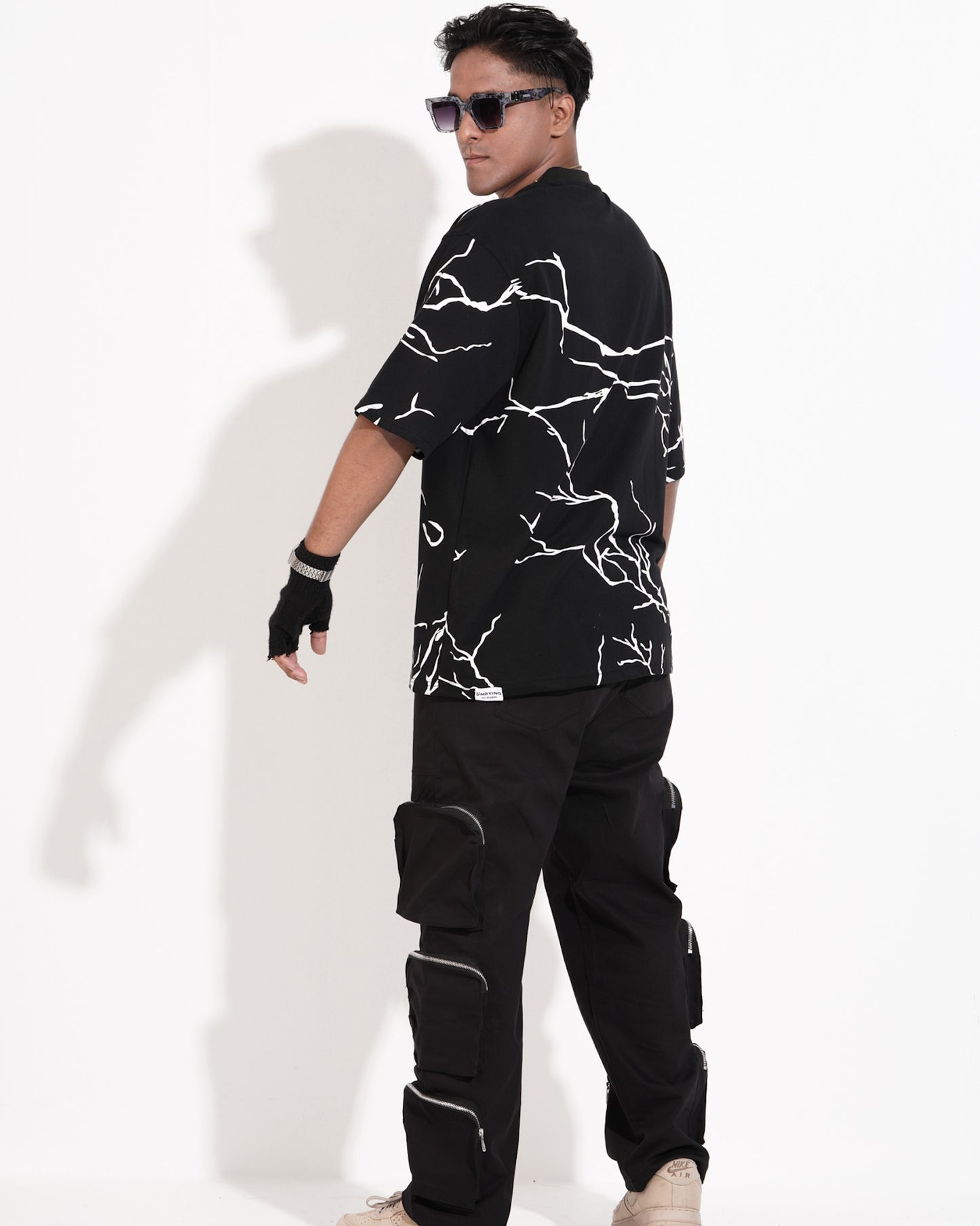 Oversized Tee - Lightning