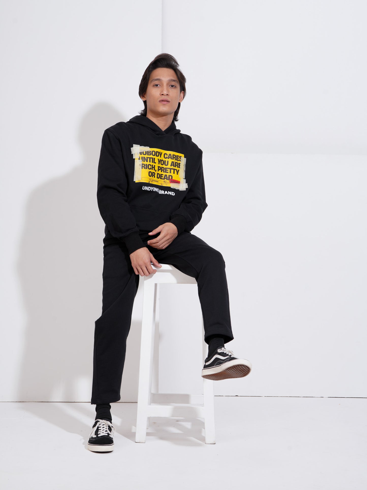 Oversized Hoodie - Statement