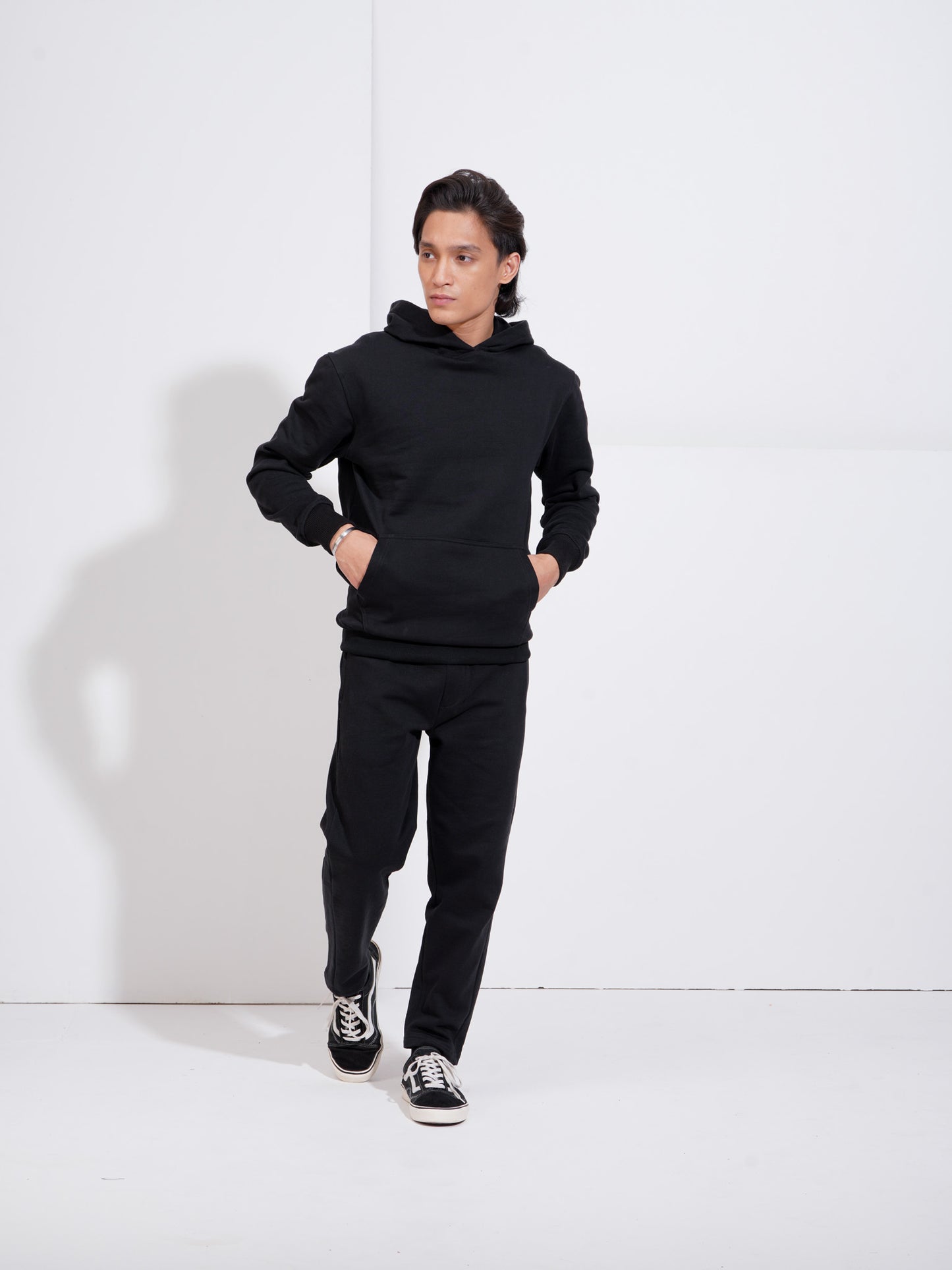 Oversized Blank Hoodie - Black