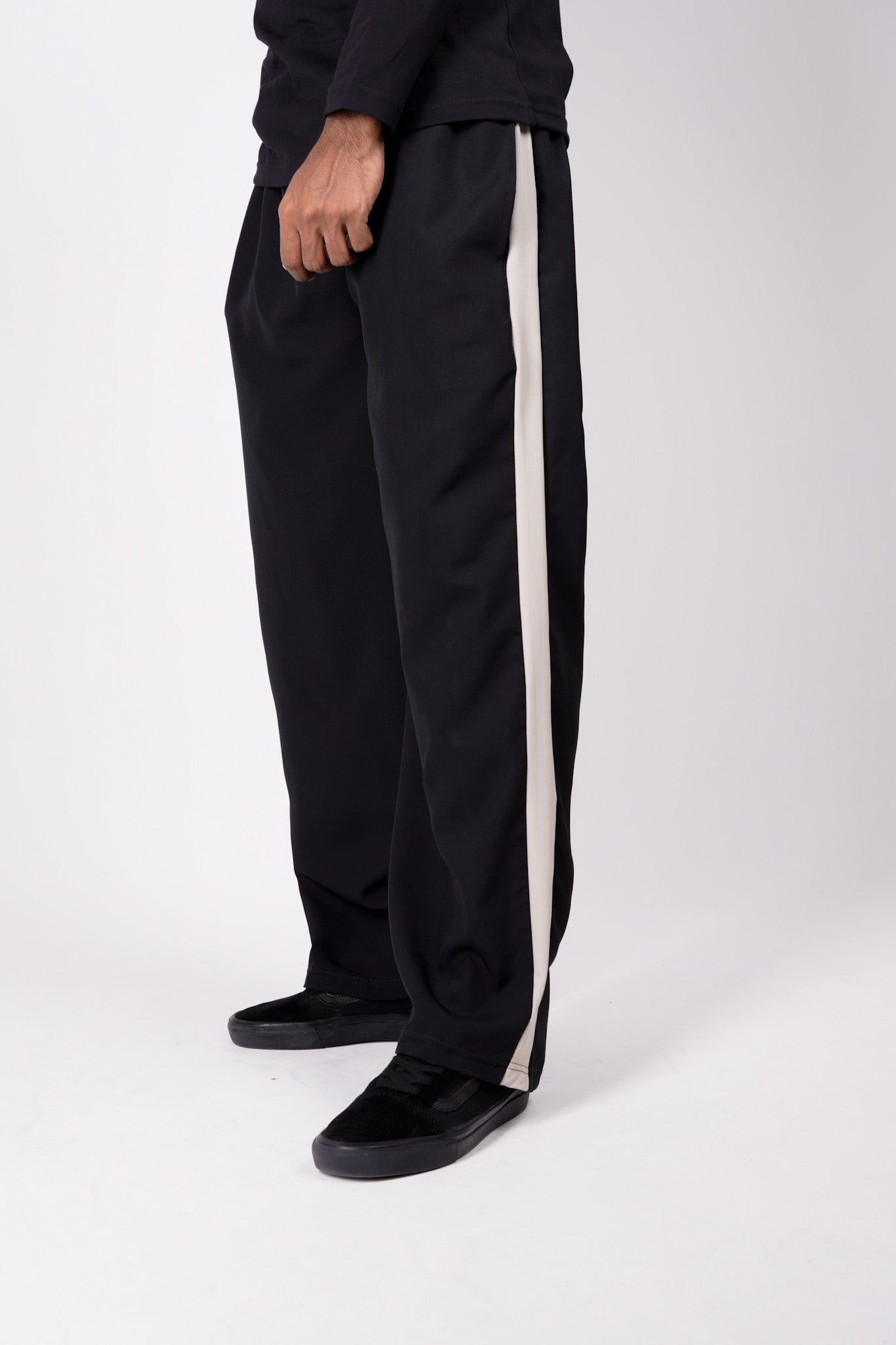 Essential Track Pant - Black
